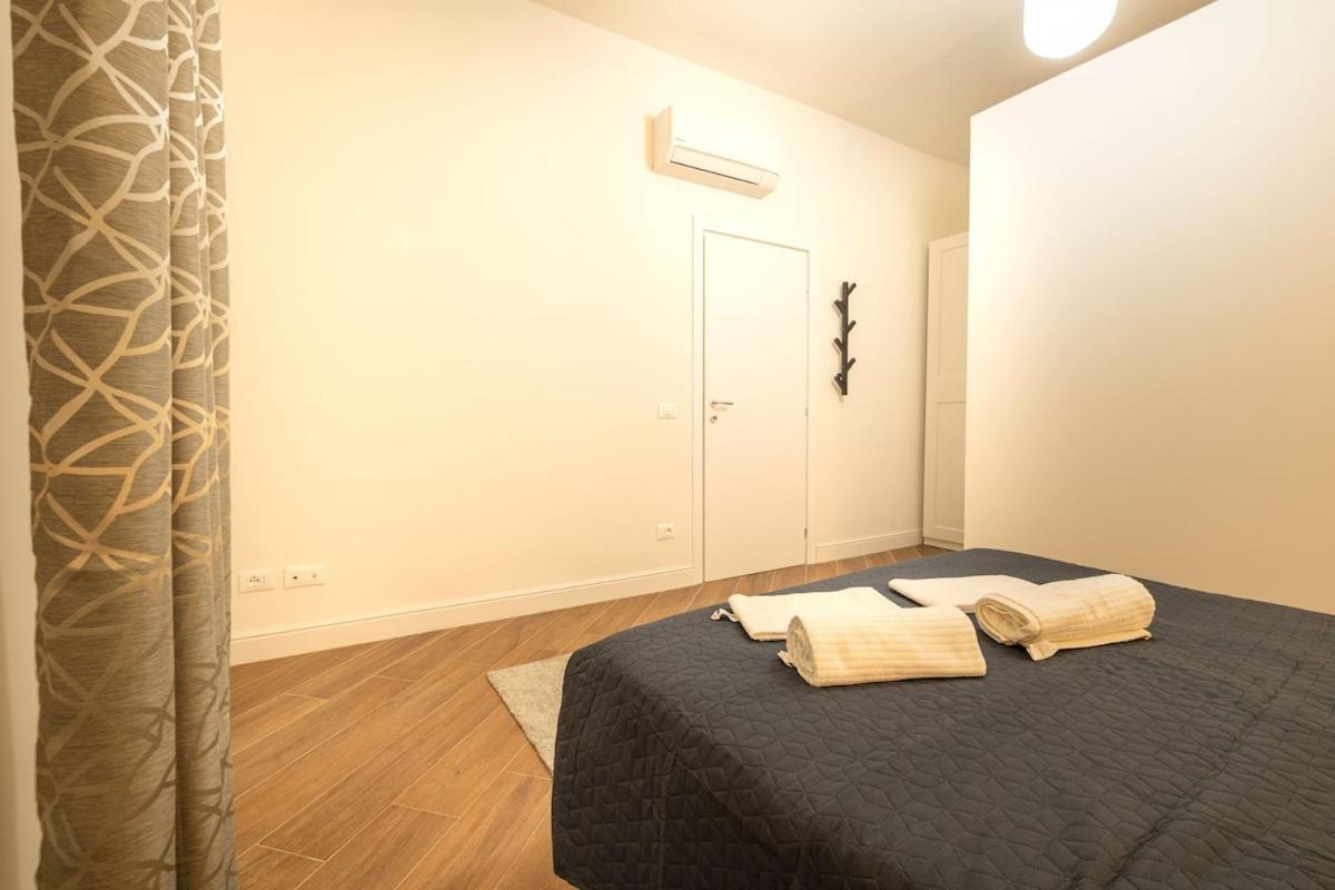 Apartamento Modern Two-room Near Station And Airport *