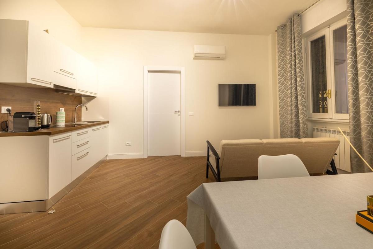 Modern Two-room Near Station And Airport Florencia